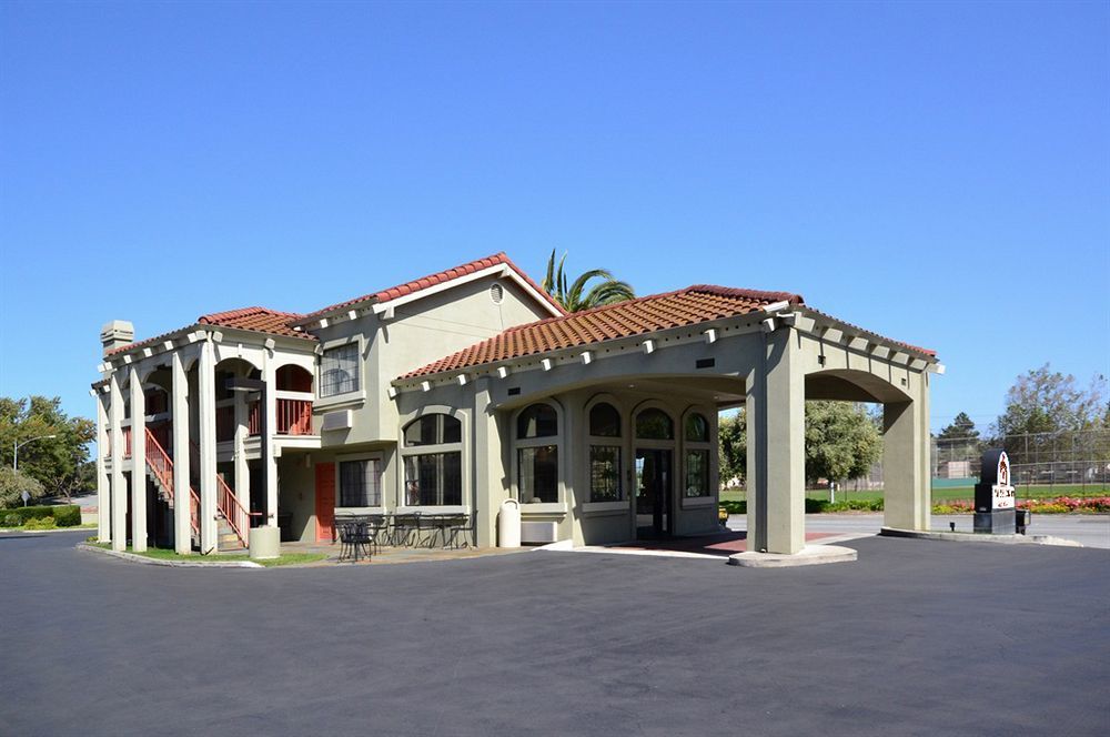 Surestay Plus By Best Western Santa Clara Silicon Valley Exterior foto